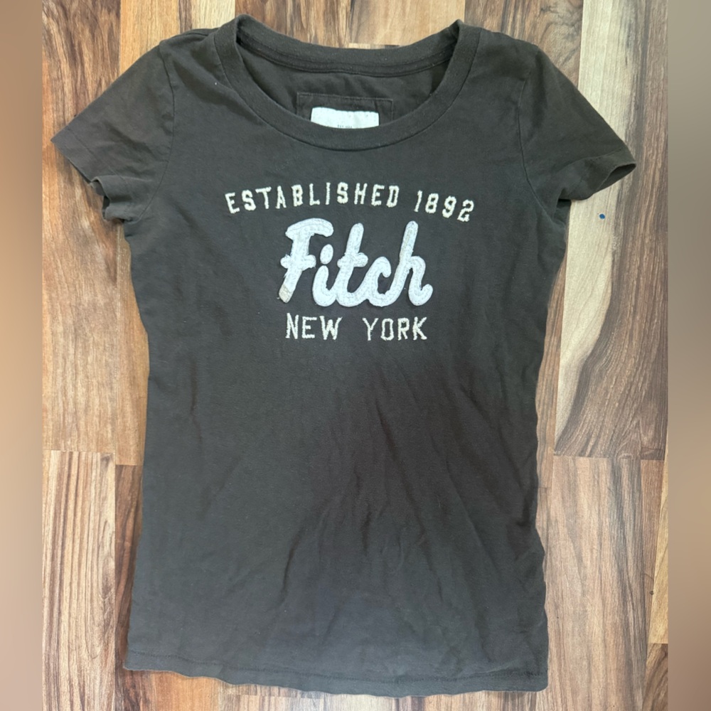 Y2K Abercrombie Brown Graphic Tee with Embroidered White Logo